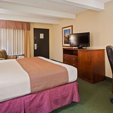 Best Western Montis Inn Saint Robert Kültér fotó