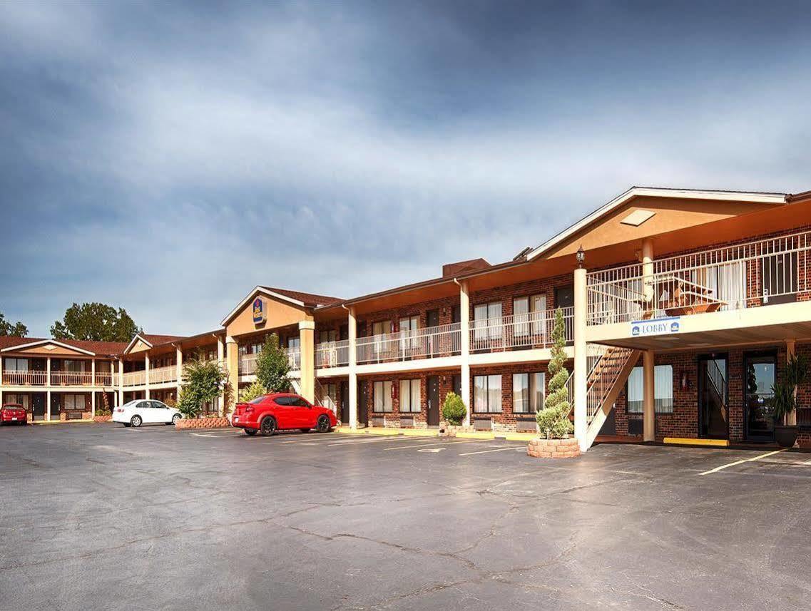 Best Western Montis Inn Saint Robert Kültér fotó