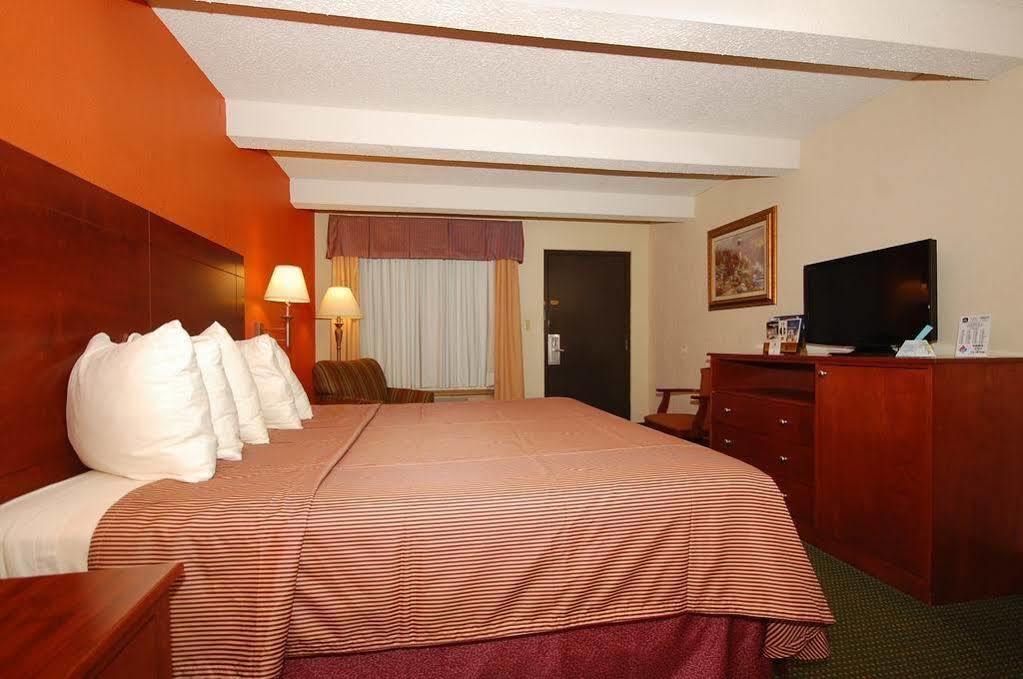 Best Western Montis Inn Saint Robert Kültér fotó
